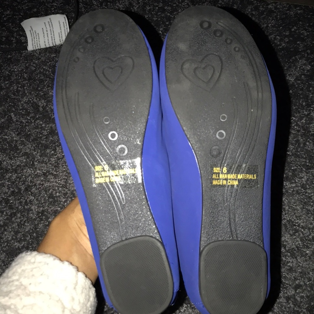 Blue flats - Picture 3 of 3